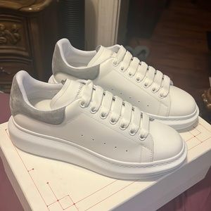 Alexander McQueen platform leather sneakers